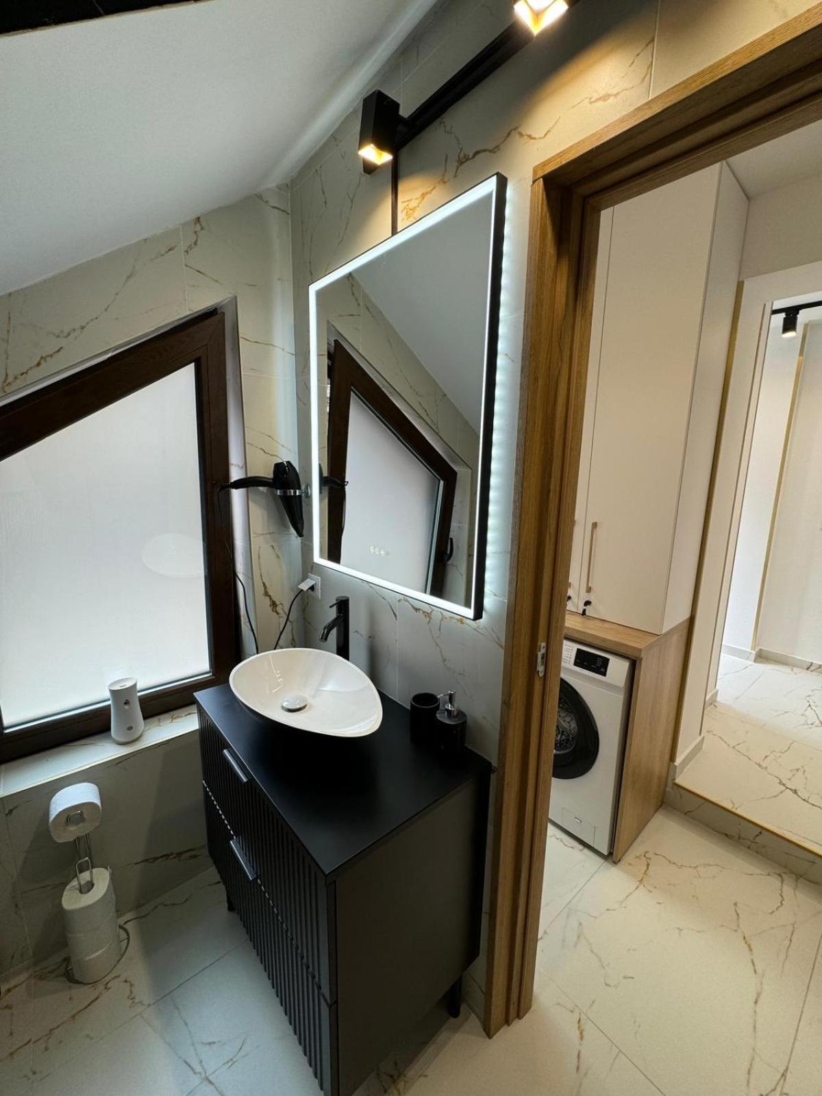Iasi Ultra Central Apartment Self Check-In Exterior foto